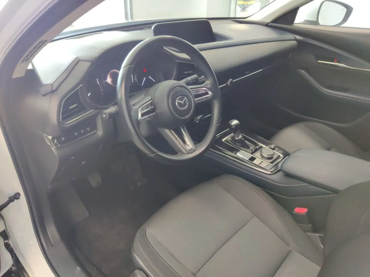 Mazda CX-30 usata a Arezzo (12)