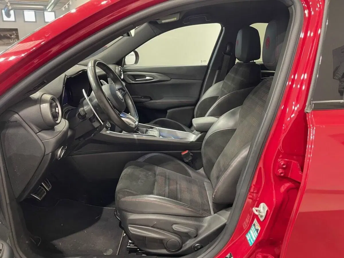 Alfa Romeo Tonale usata a Sondrio (10)
