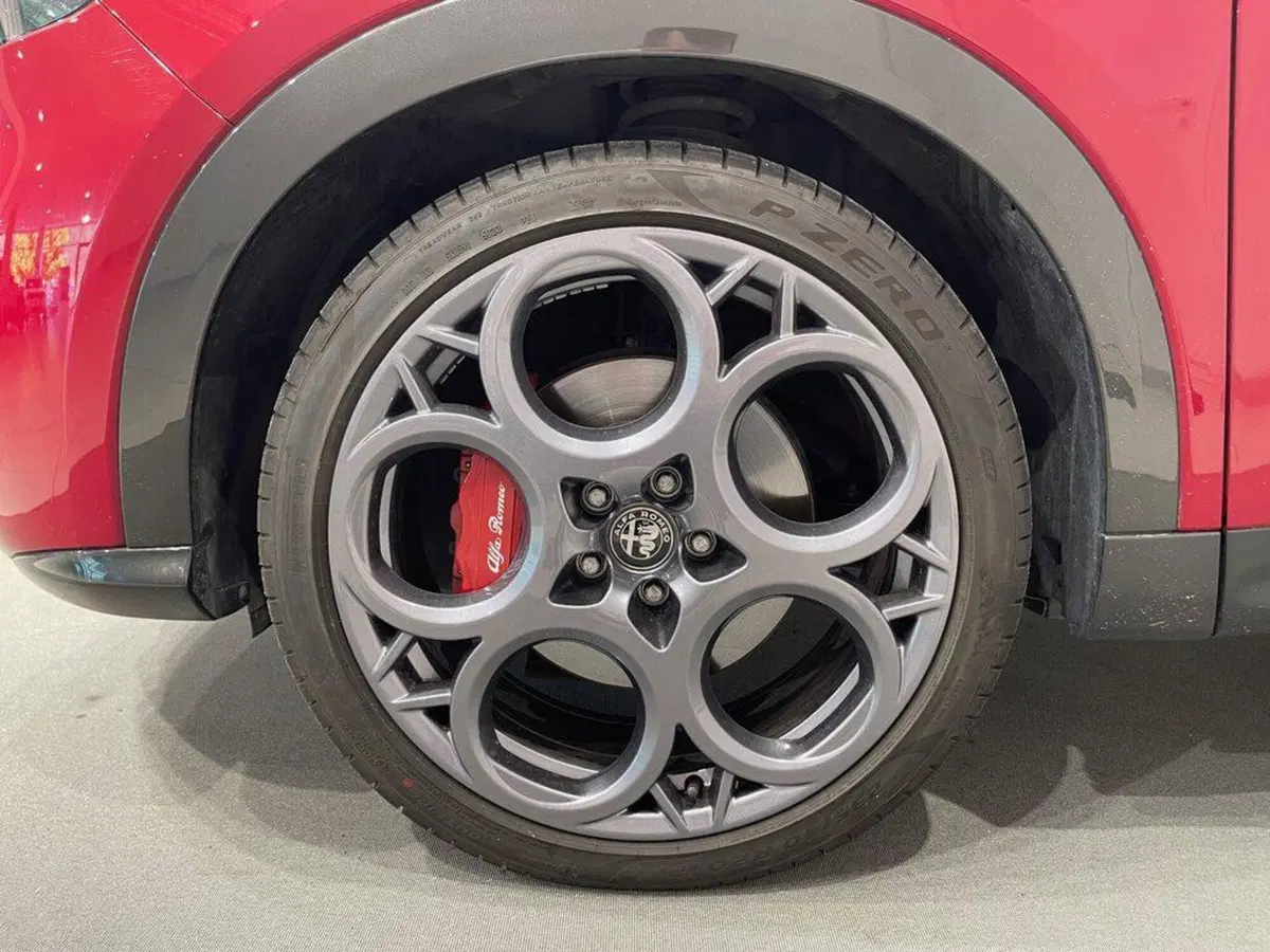 Alfa Romeo Tonale usata a Sondrio (9)
