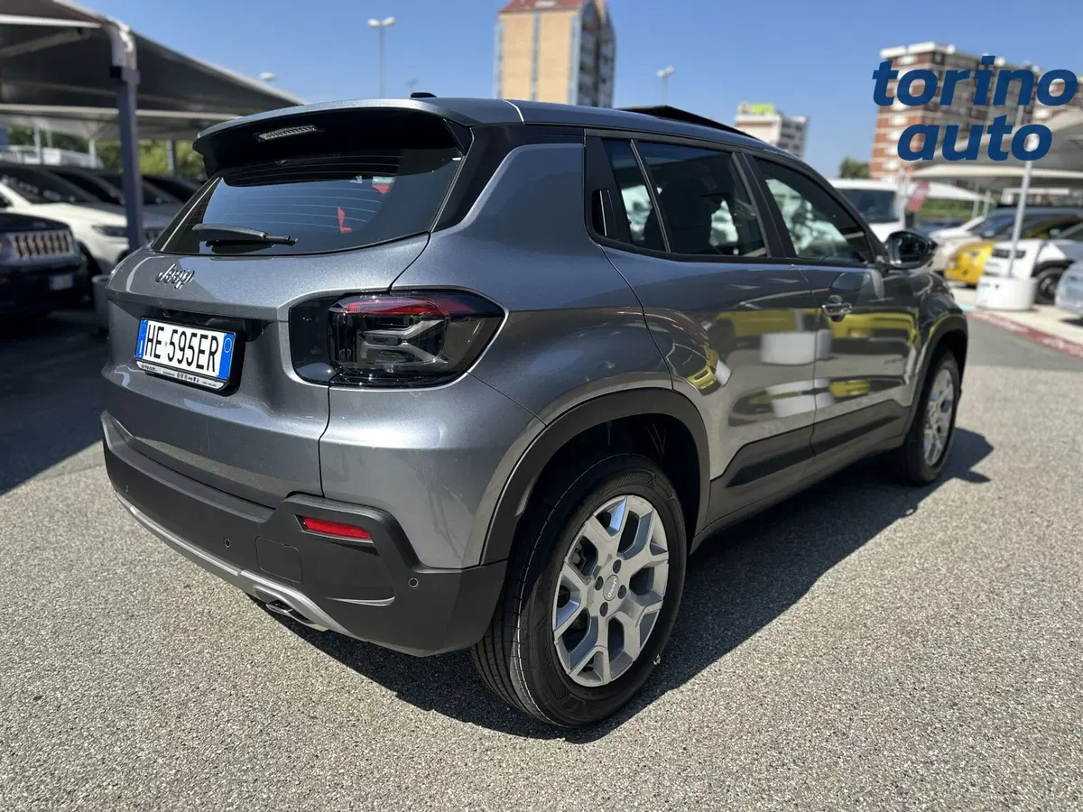 Jeep Avenger nuova a Torino (7)