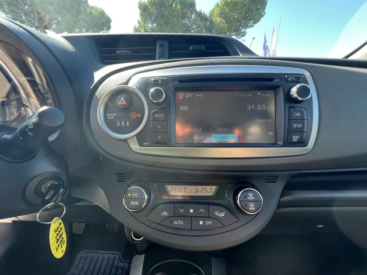 Toyota Yaris usata a Teramo (8)