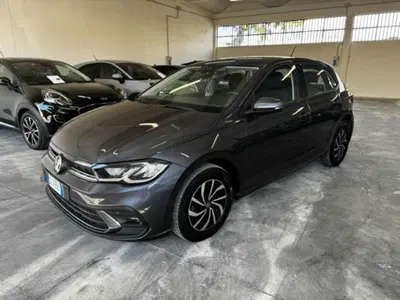 Volkswagen Polo 1.0 evo Life 80cv del 2024 usata a Imola