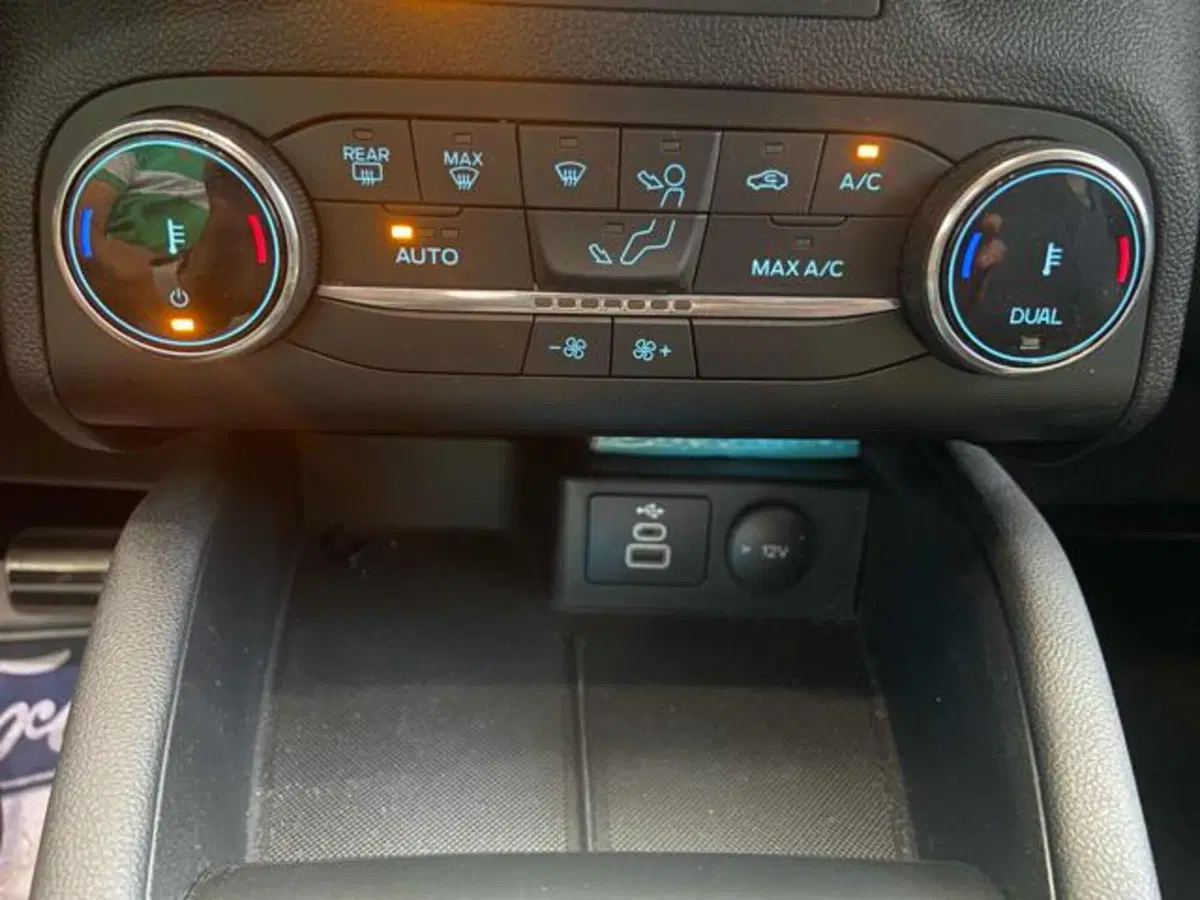 Ford Kuga usata a Bologna (11)