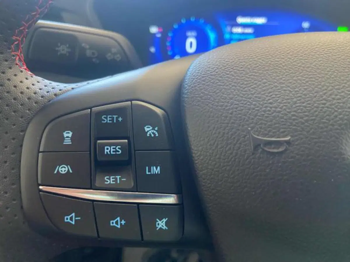 Ford Kuga usata a Bologna (8)
