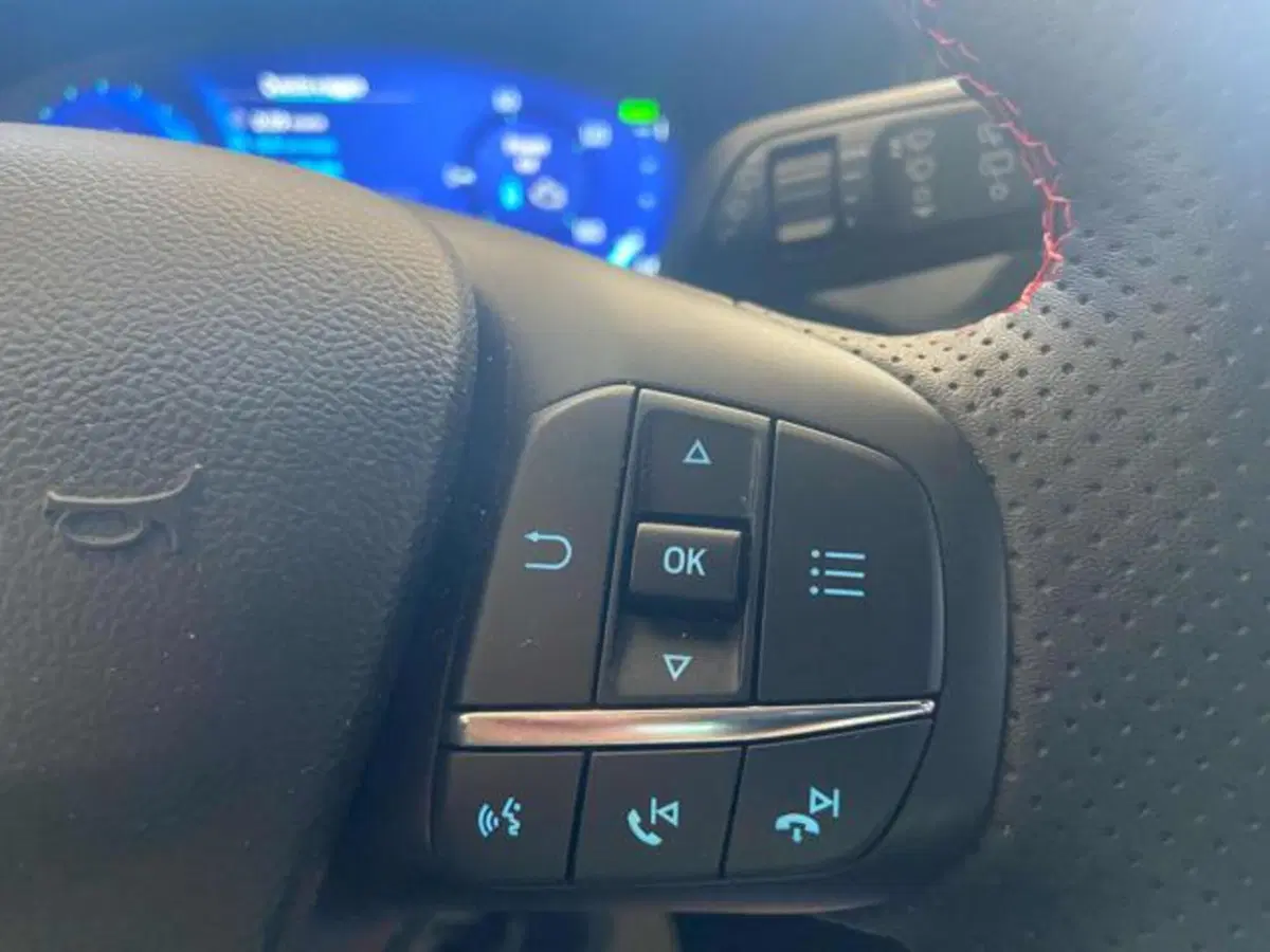 Ford Kuga usata a Bologna (9)