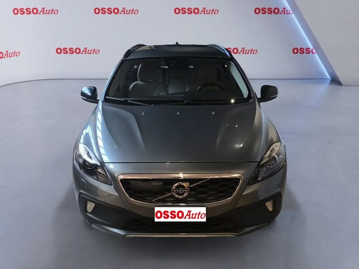 Volvo V40 Cross Country usata a Udine (5)
