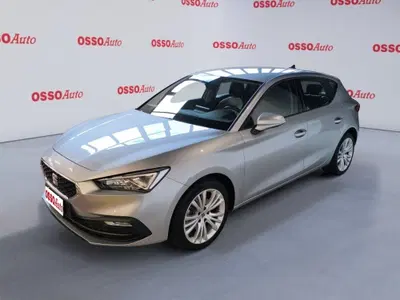 SEAT Leon 2.0 tdi Business 150cv dsg del 2022 usata a Udine