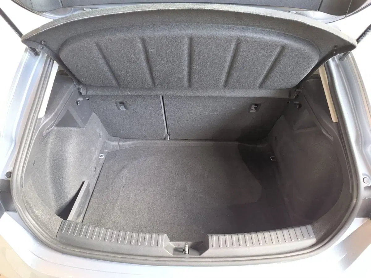 SEAT Leon usata a Udine (15)