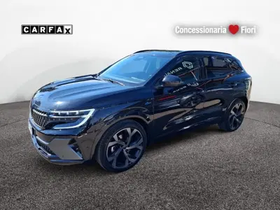 Renault Austral 1.2 full hybrid Techno Esprit Alpine 200cv auto del 2023 usata a Latina