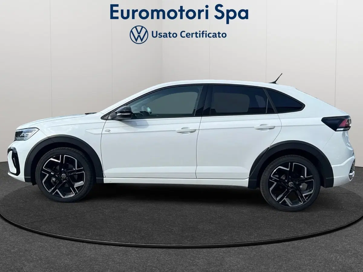 Volkswagen Taigo nuova a Siena (2)