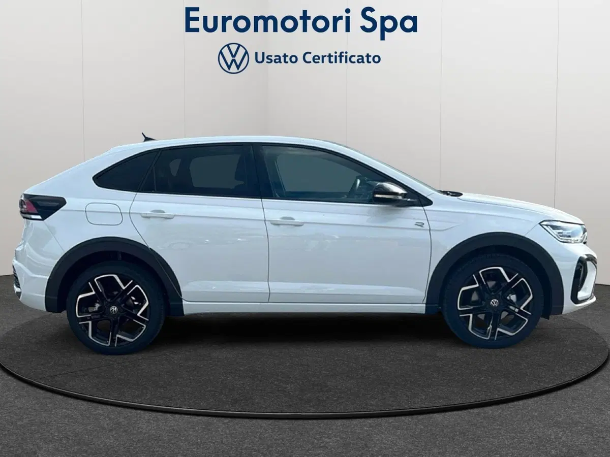 Volkswagen Taigo nuova a Siena (6)