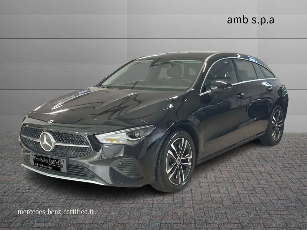 Mercedes-Benz CLA Shooting Brake usata a Napoli