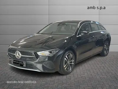 Mercedes-Benz CLA Shooting Brake 180 d Advanced auto del 2024 usata a Cardito