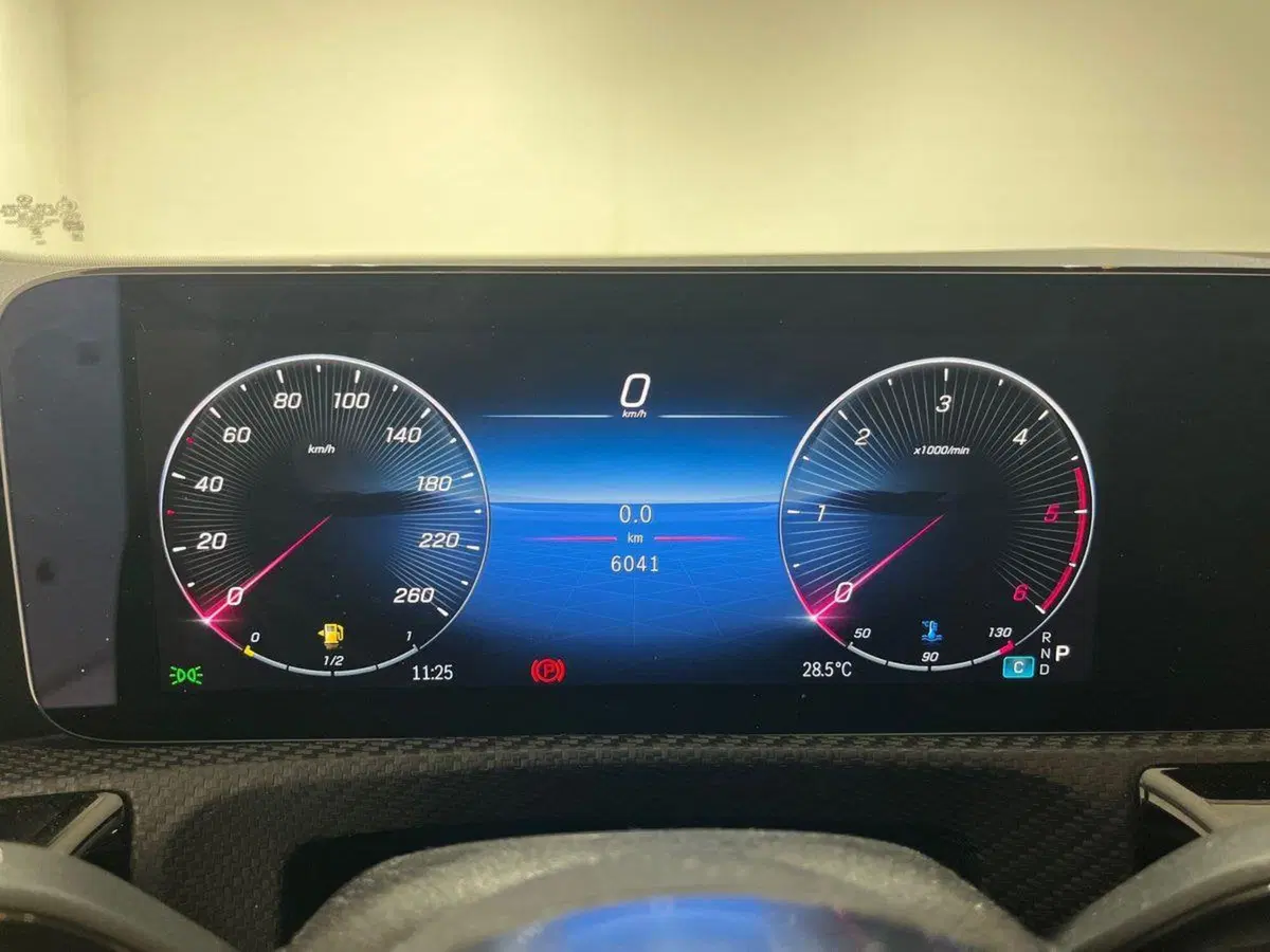 Mercedes-Benz CLA Shooting Brake usata a Napoli (13)