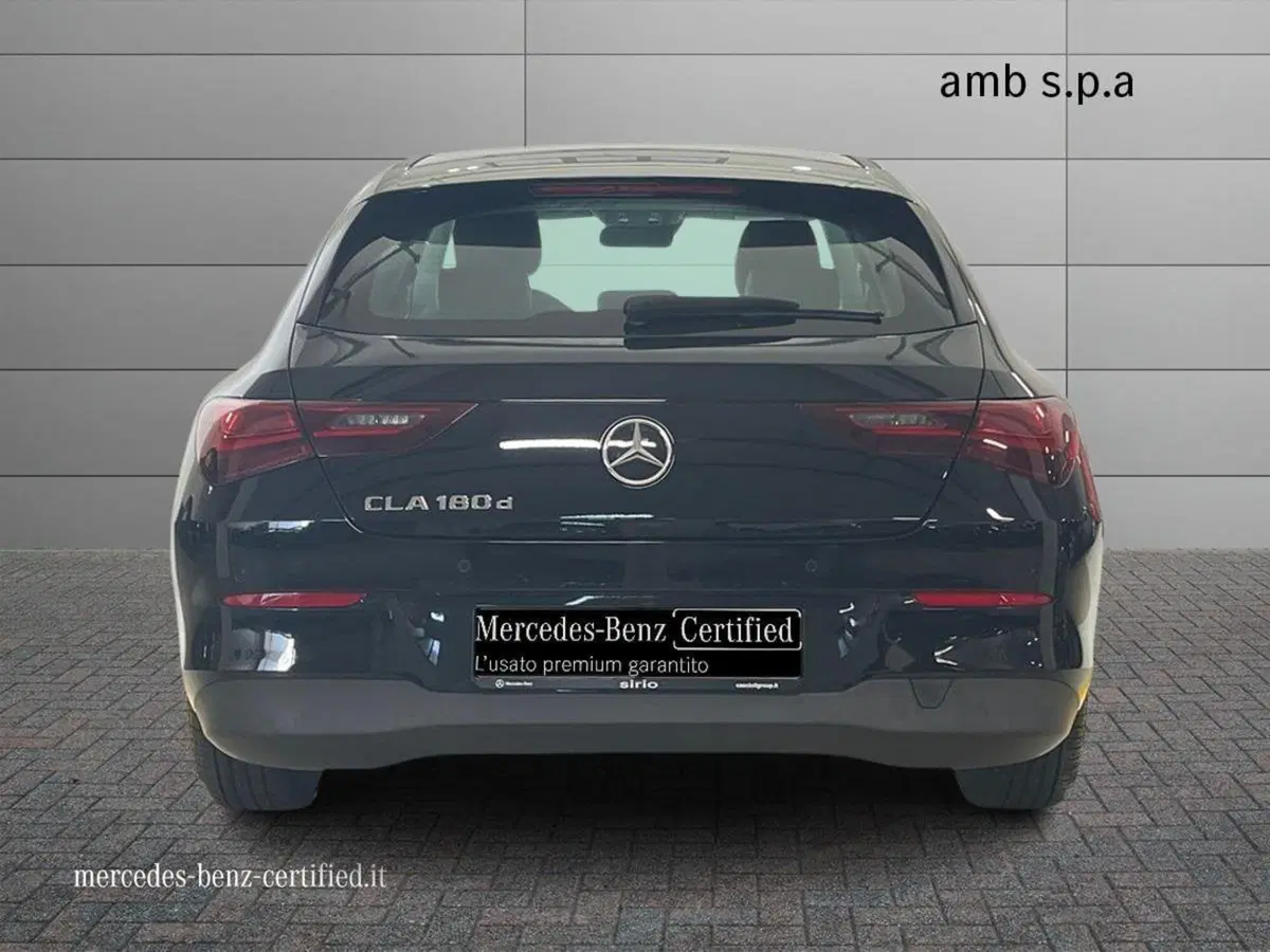 Mercedes-Benz CLA Shooting Brake usata a Napoli (4)