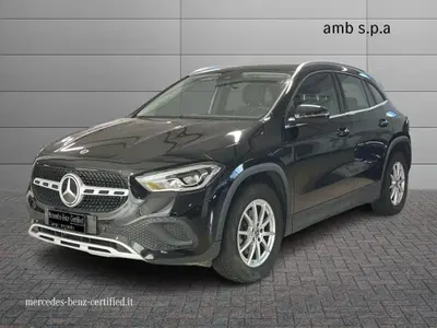 Mercedes-Benz GLA SUV 180 Automatic Business del 2023 usata a Cardito