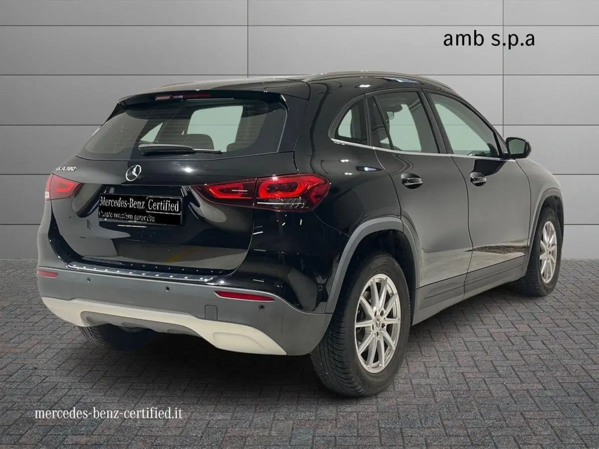 Mercedes-Benz GLA SUV usata a Napoli (2)