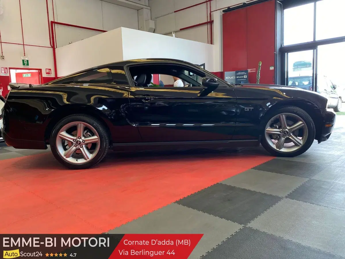 Ford Mustang Coupé usata a Monza e Brianza (3)