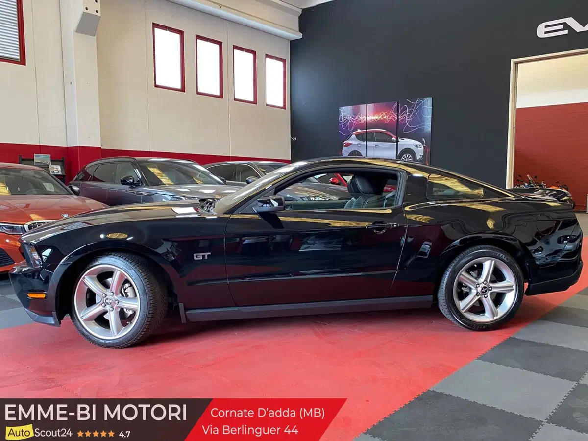 Ford Mustang Coupé usata a Monza e Brianza (4)