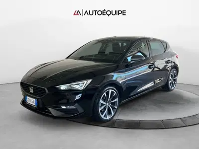SEAT Leon 2.0 tdi FR 150cv dsg del 2024 usata a Roma