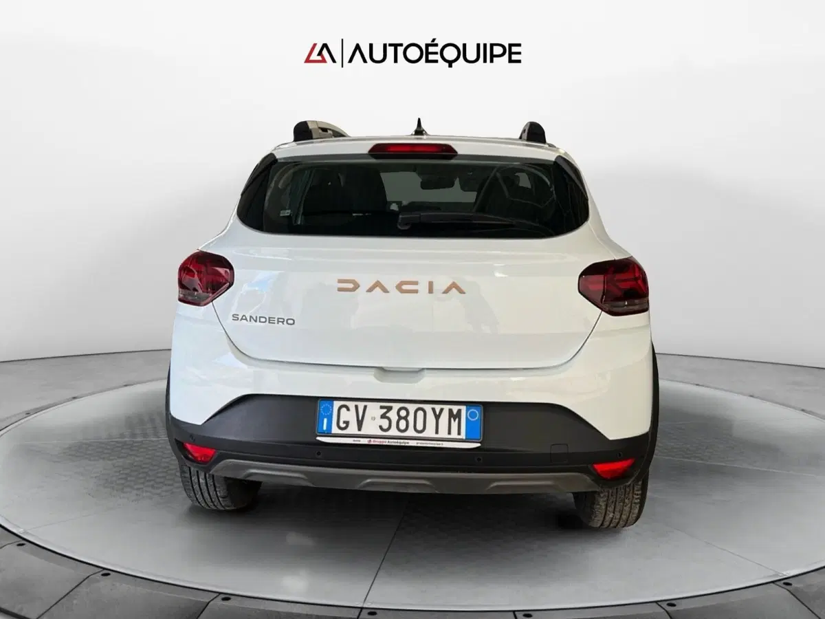 Dacia Sandero Stepway usata a Roma (4)
