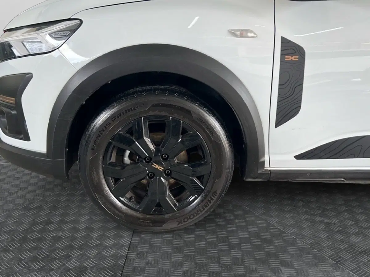 Dacia Sandero Stepway usata a Roma (9)