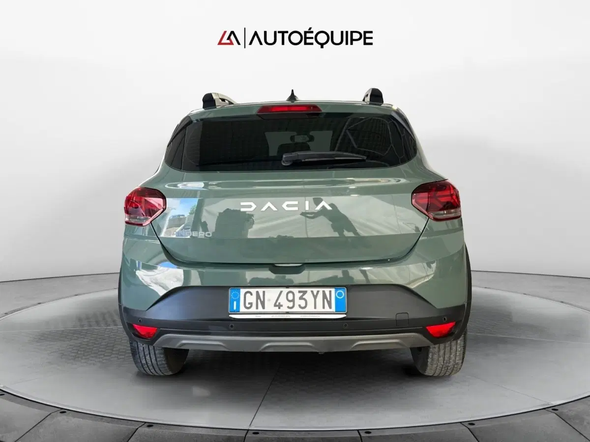 Dacia Sandero usata a Roma (4)