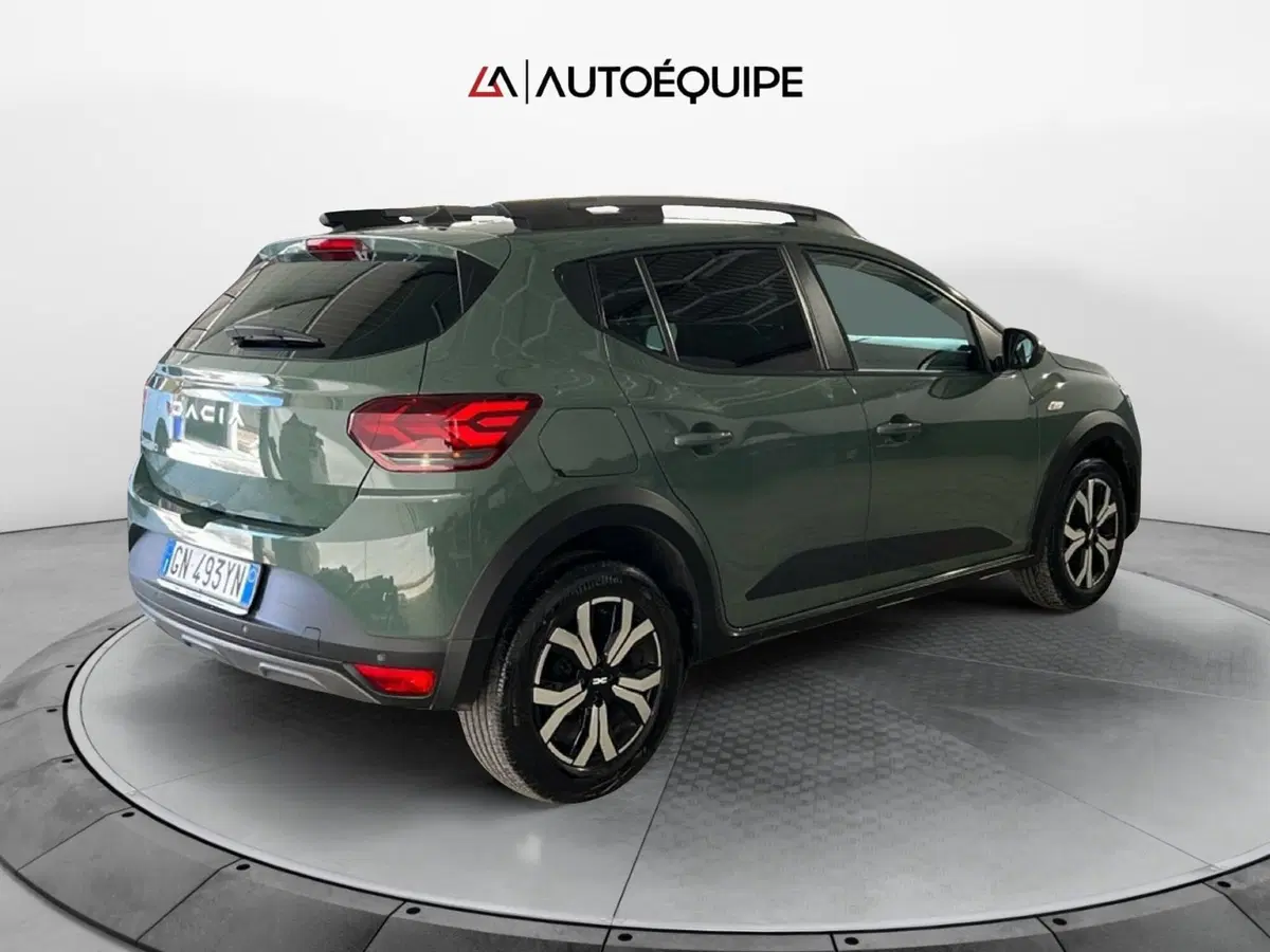 Dacia Sandero usata a Roma (5)