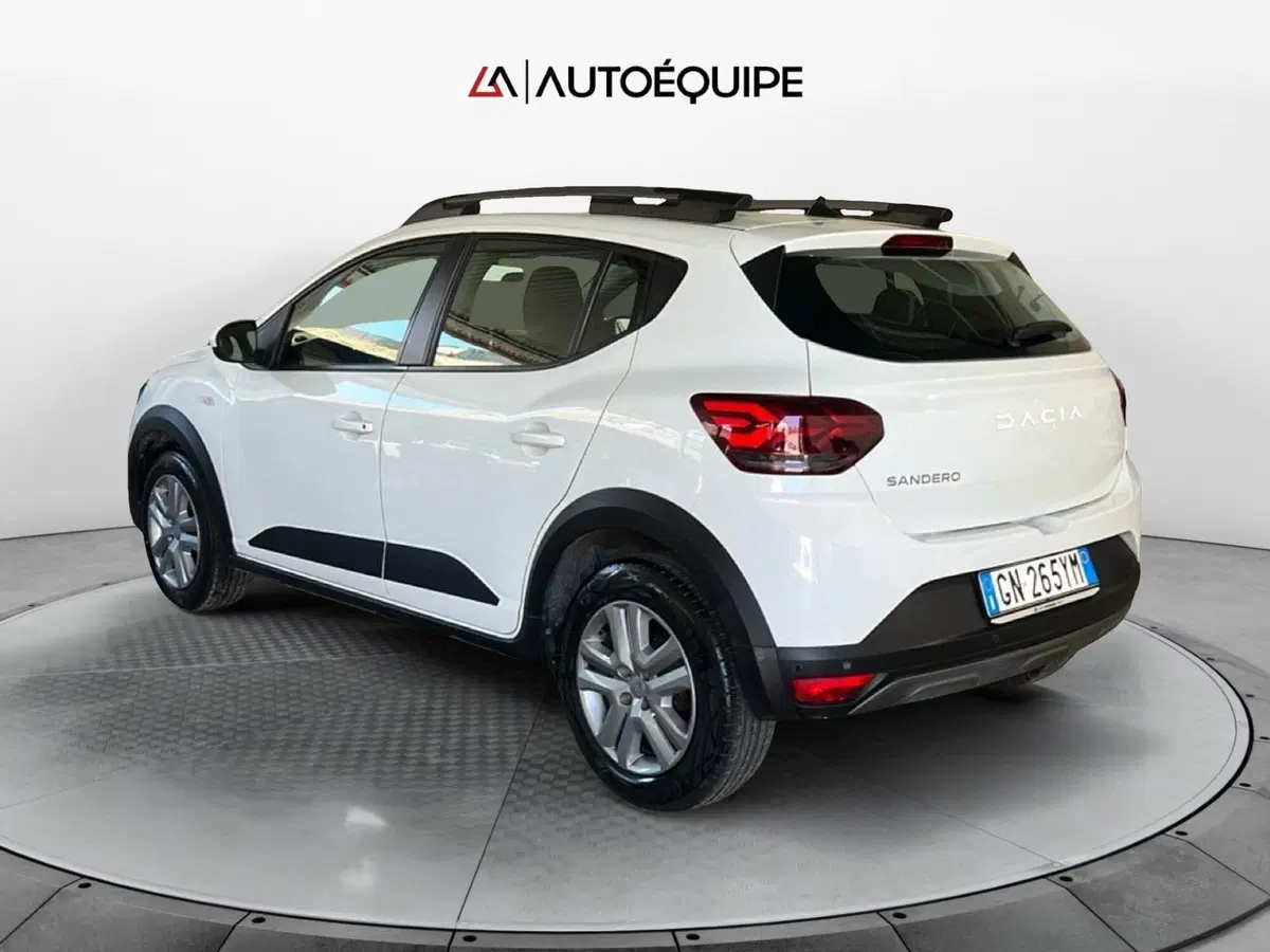 Dacia Sandero usata a Roma (3)