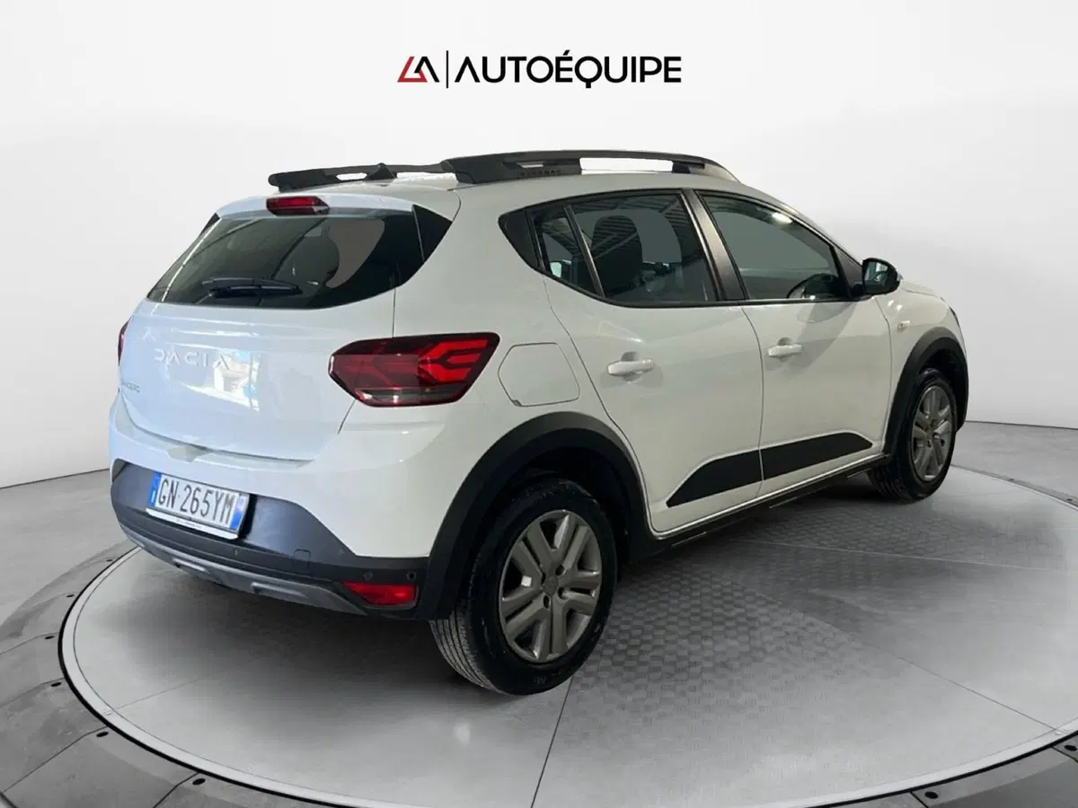Dacia Sandero usata a Roma (5)