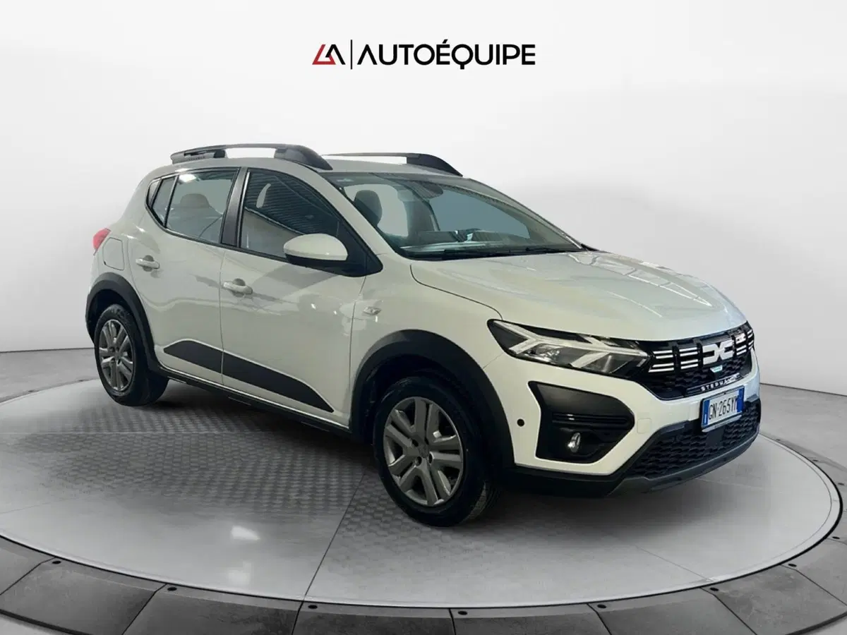 Dacia Sandero usata a Roma (7)