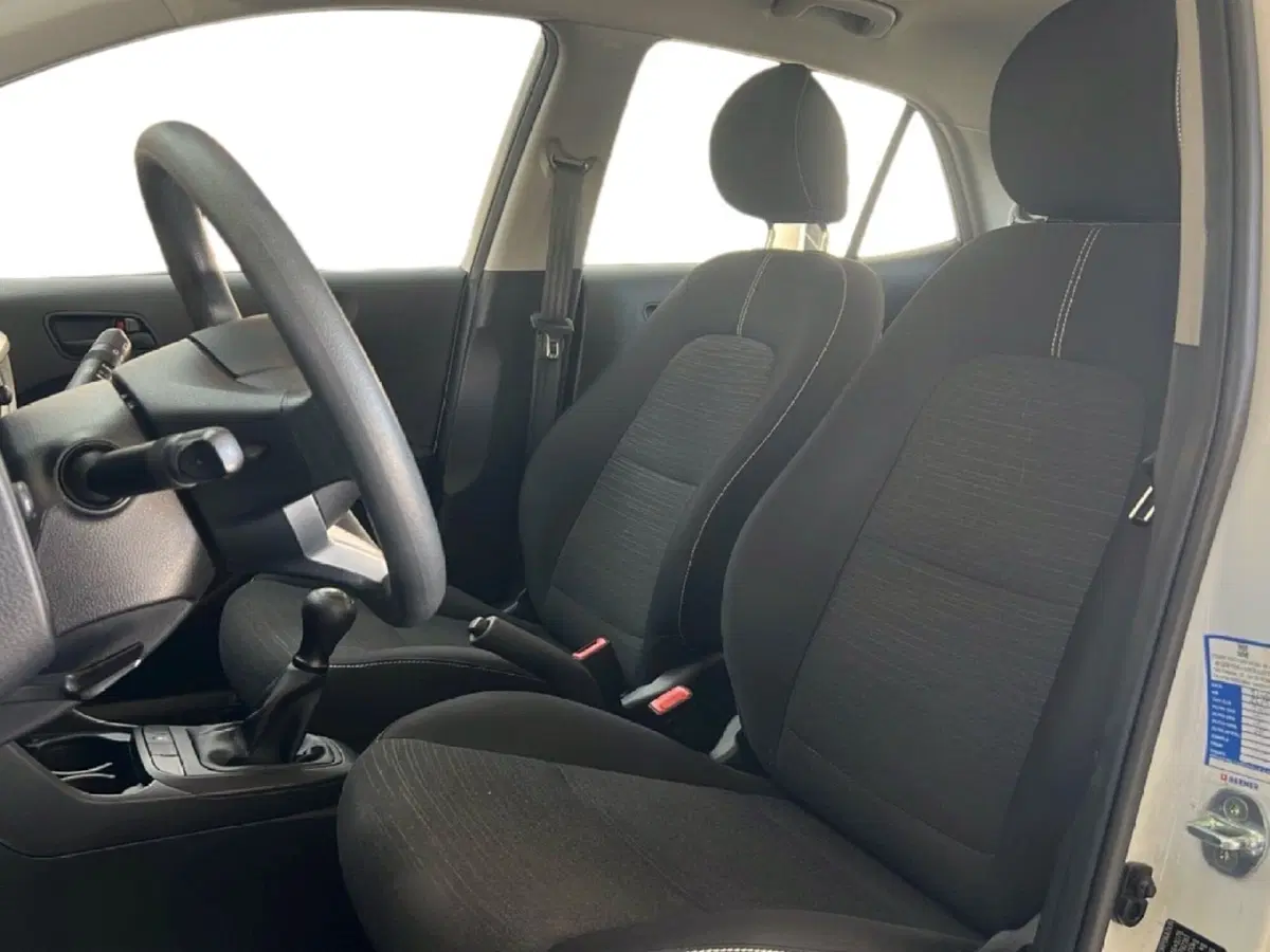 Kia Picanto usata a Roma (12)