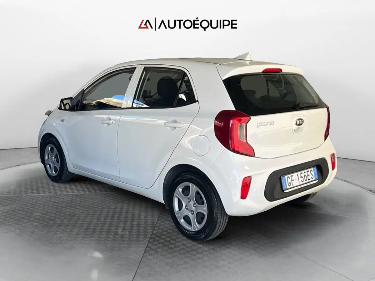 Kia Picanto usata a Roma (3)