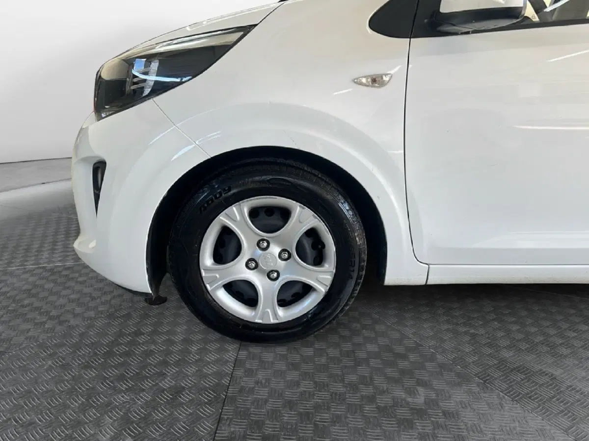 Kia Picanto usata a Roma (9)