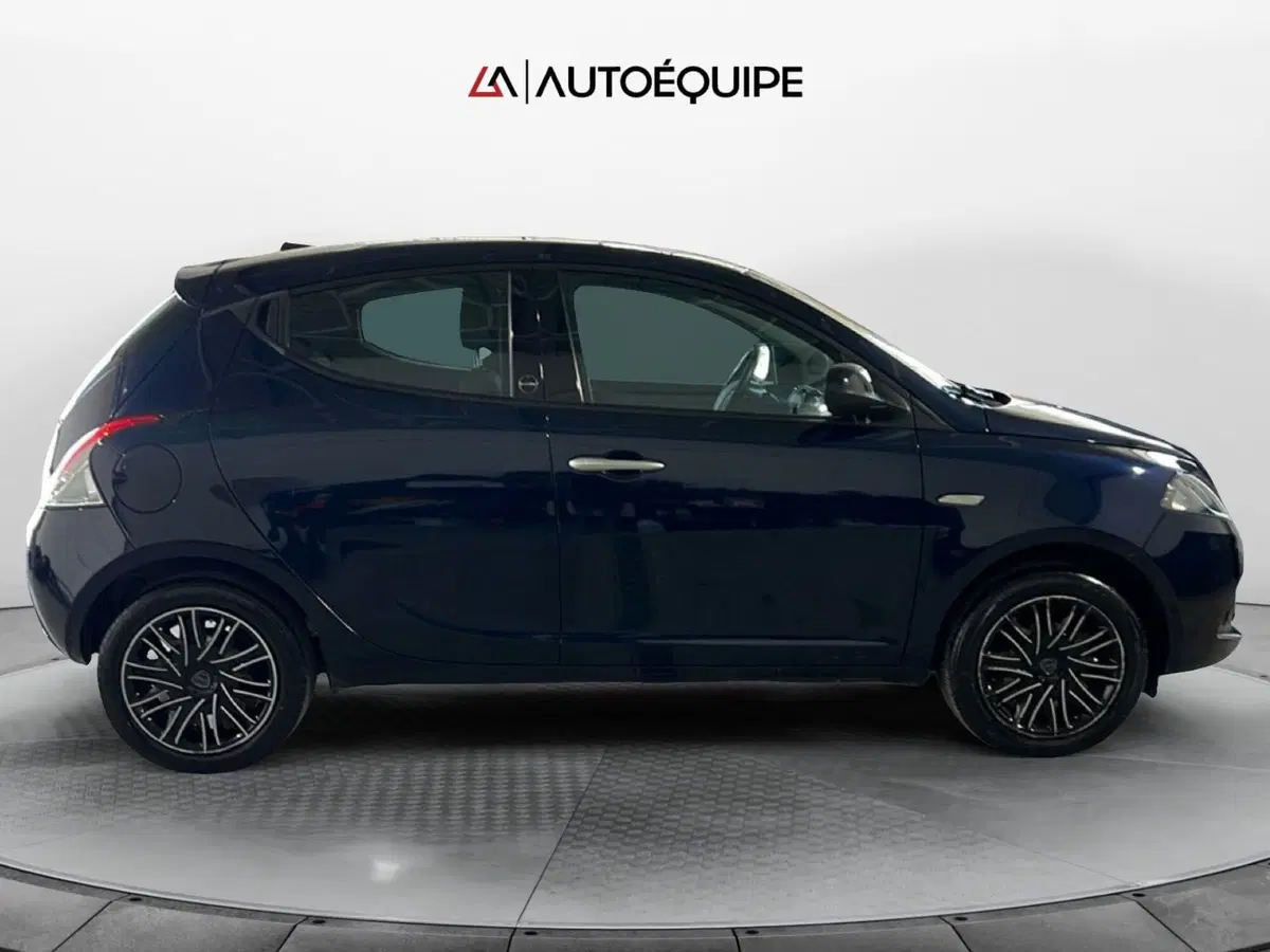 Lancia Ypsilon usata a Roma (6)