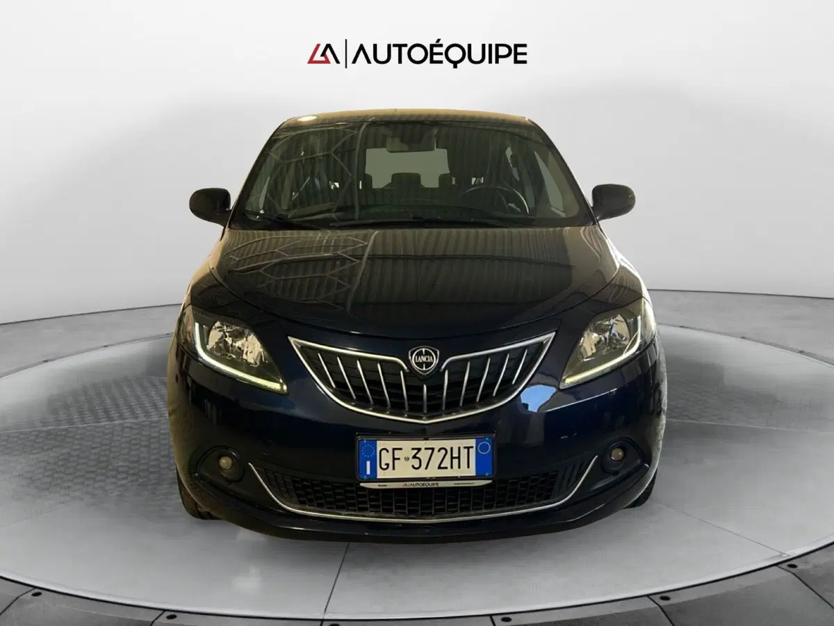 Lancia Ypsilon usata a Roma (8)