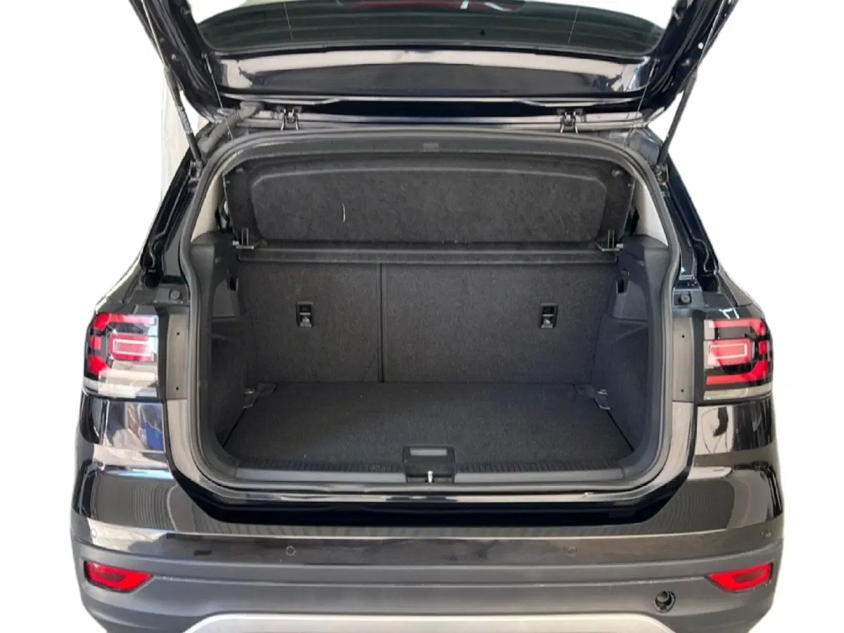Volkswagen T-Cross usata a Roma (10)