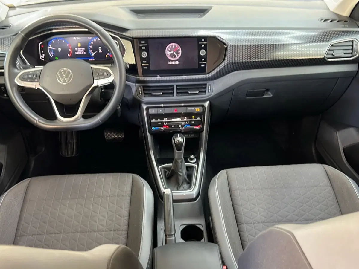Volkswagen T-Cross usata a Roma (11)