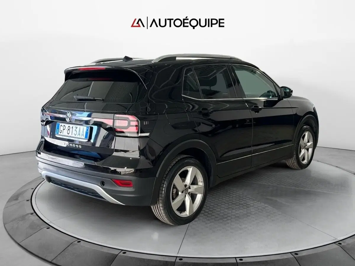 Volkswagen T-Cross usata a Roma (5)