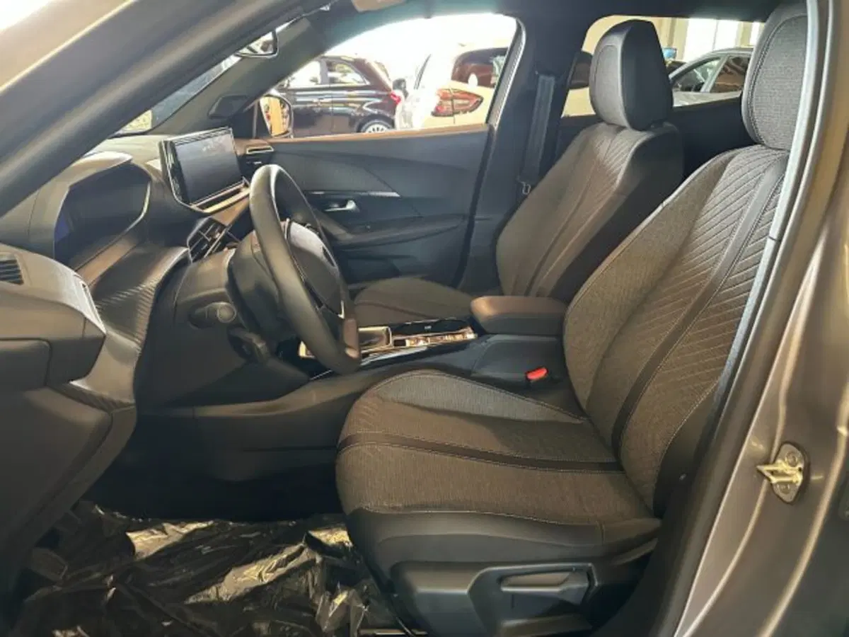 Peugeot 2008 usata a Vicenza (7)