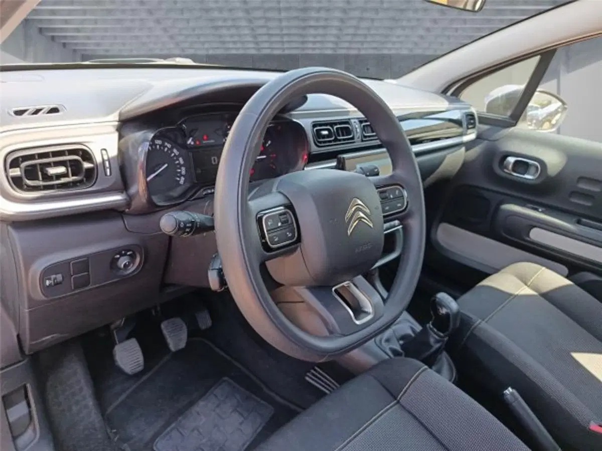 Citroen C3 usata a Bari (10)