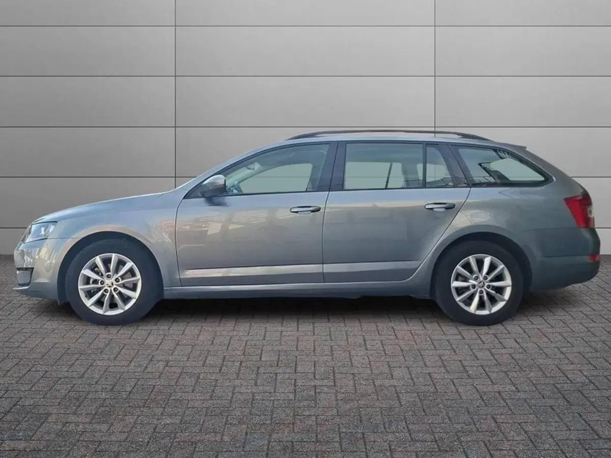 Skoda Octavia Station Wagon usata a Torino (4)