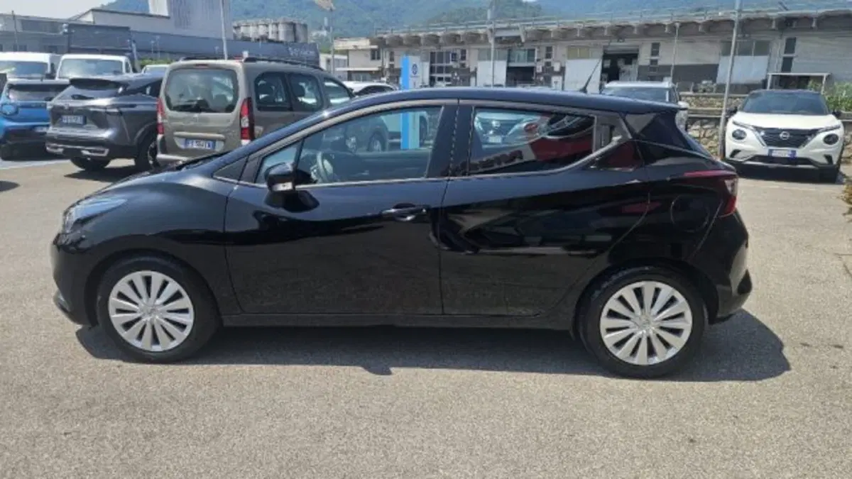 Nissan Micra usata a Lucca (7)