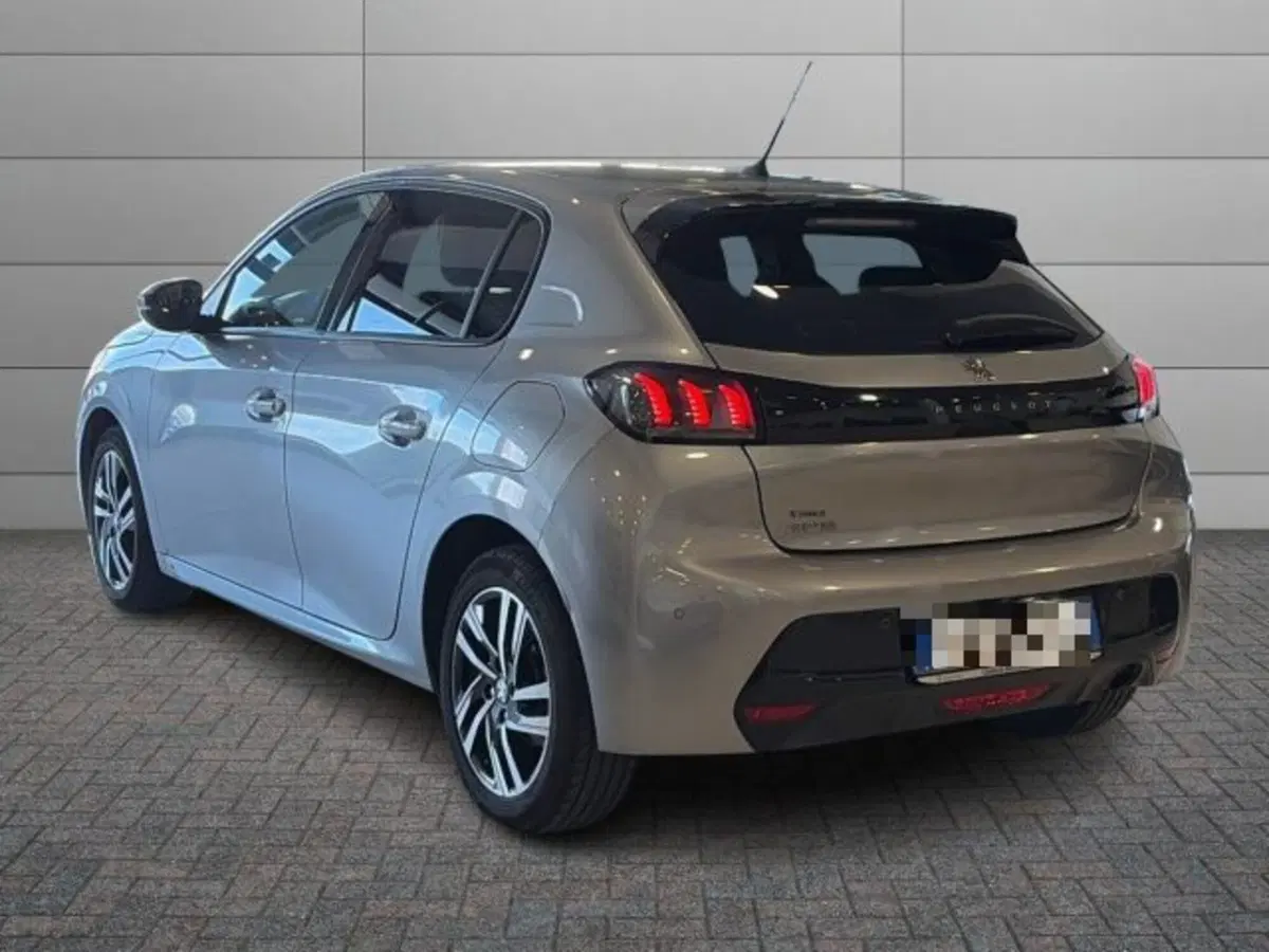 Peugeot 208 usata a Sassari (4)