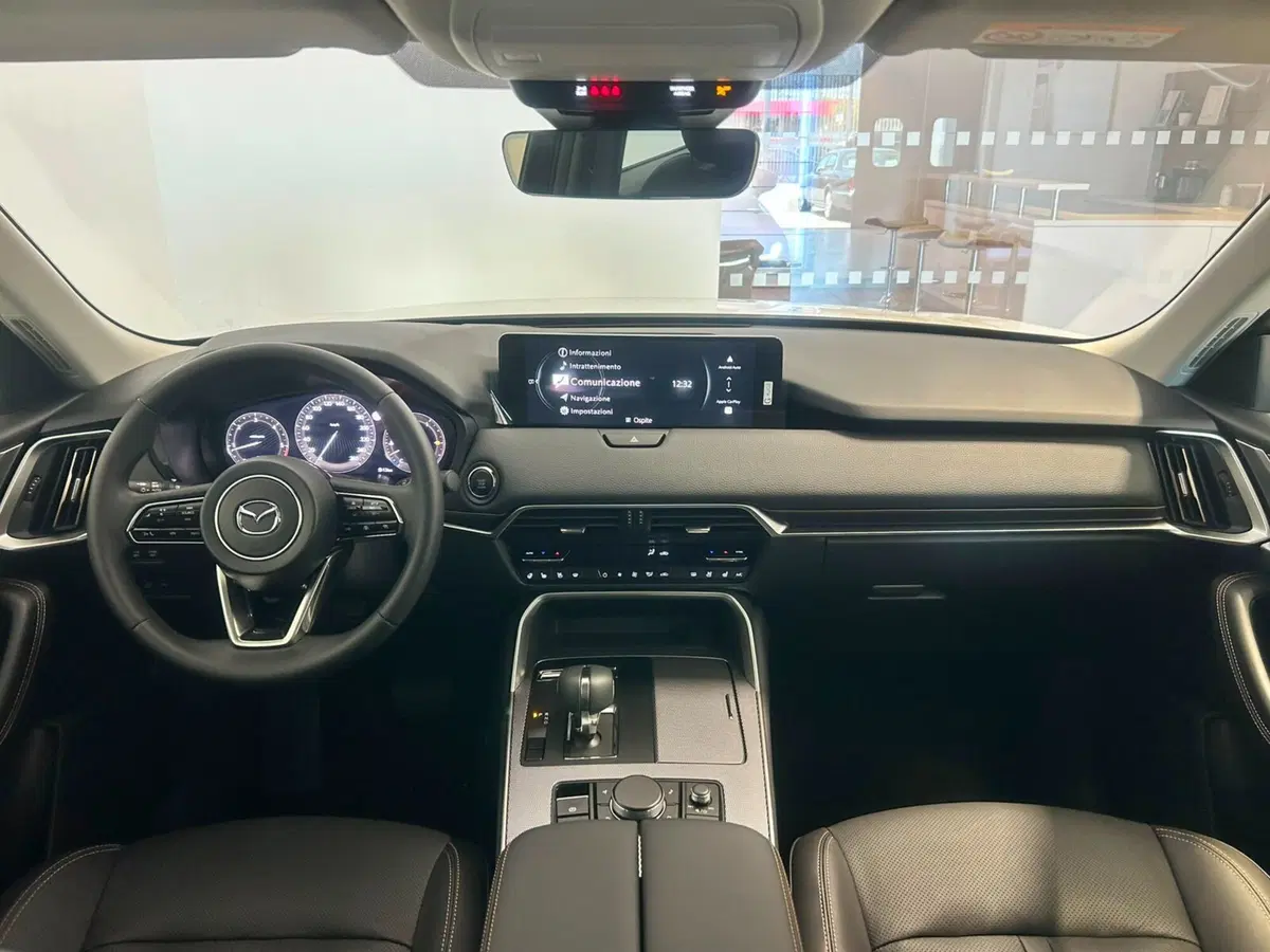 Mazda CX-60 nuova a Napoli (8)