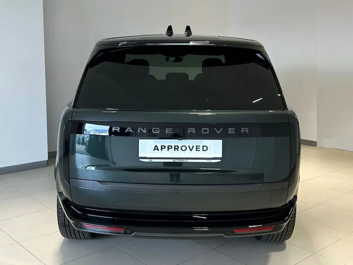 Land Rover Range Rover nuova a Napoli (7)