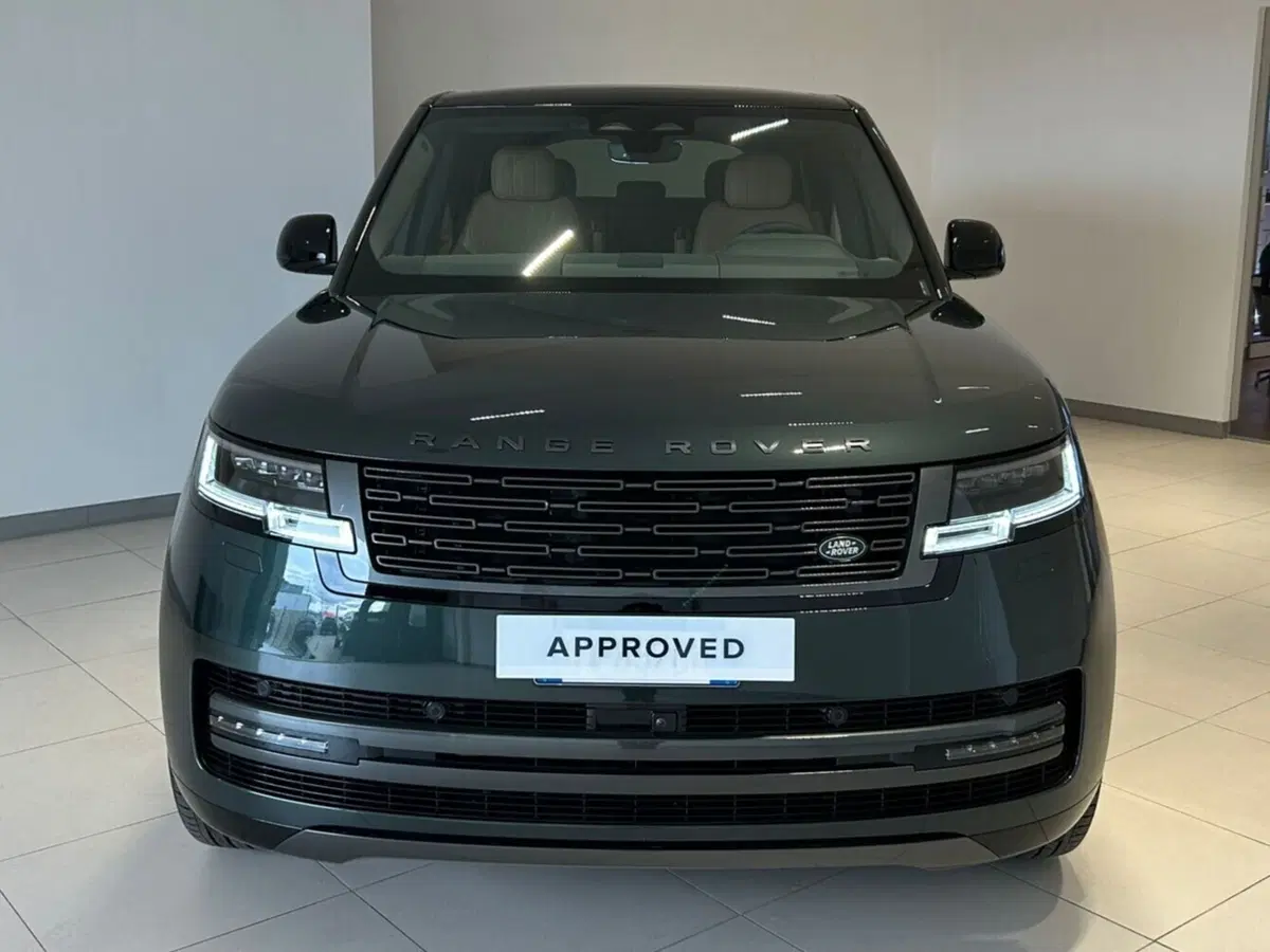 Land Rover Range Rover nuova a Napoli (8)