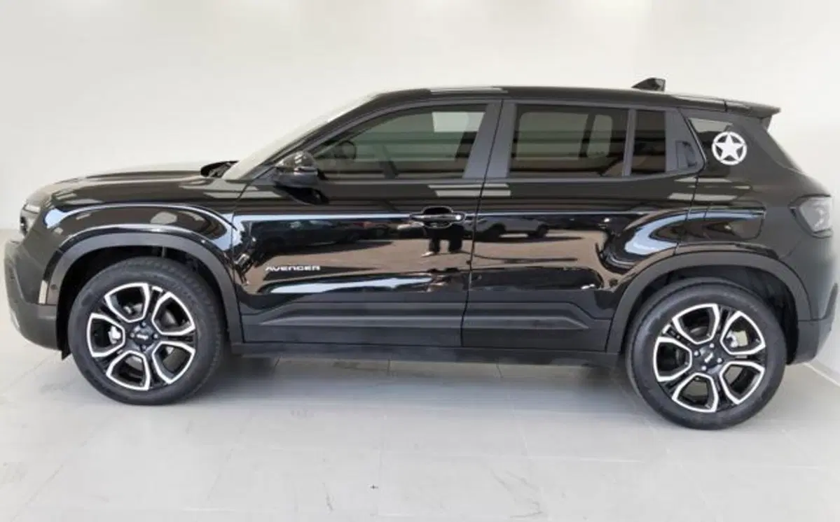 Jeep Avenger usata a Como (8)