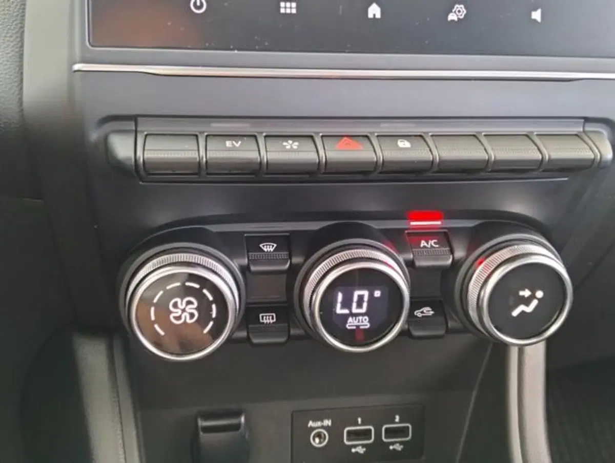 Renault Captur usata a Como (17)