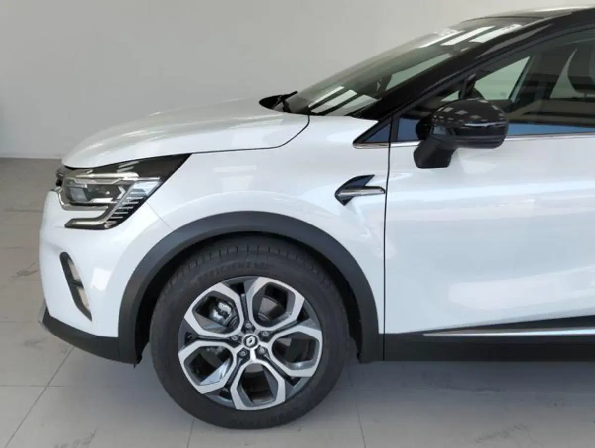 Renault Captur usata a Como (9)